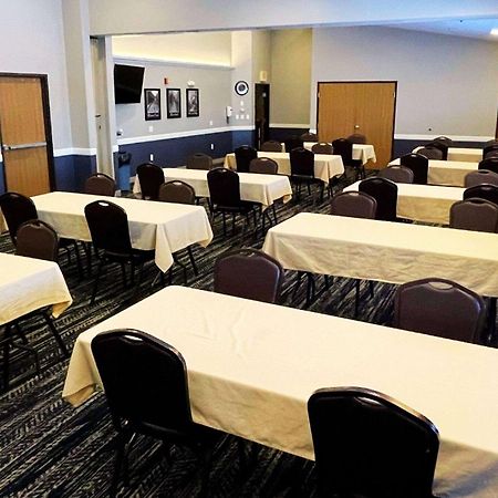 弗格斯福尔斯阿美瑞辛酒店及会议中心 Fergus Falls 外观 照片