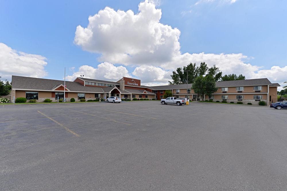 弗格斯福尔斯阿美瑞辛酒店及会议中心 Fergus Falls 外观 照片